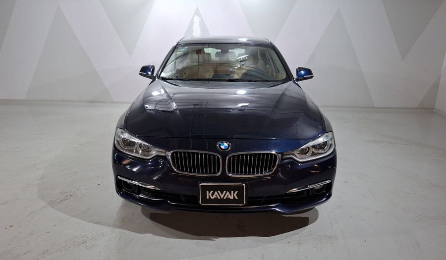 Bmw Serie 3 2.0 320IA LUXURY LINE Sedan 2016
