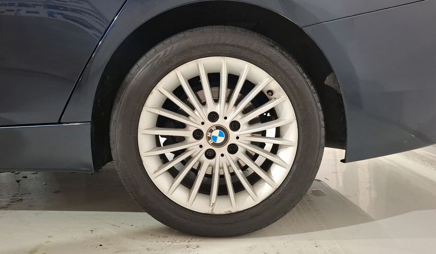 Bmw Serie 3 2.0 320IA LUXURY LINE Sedan 2016