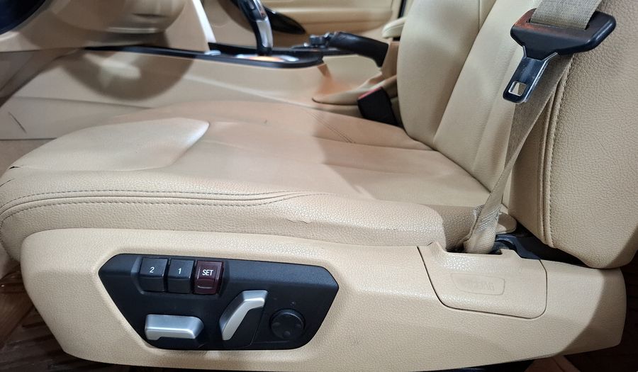 Bmw Serie 3 2.0 320IA LUXURY LINE Sedan 2016