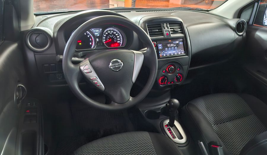 Nissan Versa 1.6 SENSE CVT Sedan 2020