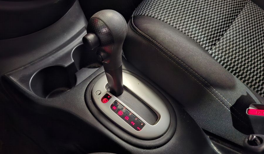 Nissan Versa 1.6 SENSE CVT Sedan 2020
