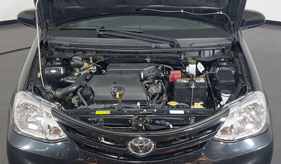 Toyota Etios XS SEDAN Sedan 2015