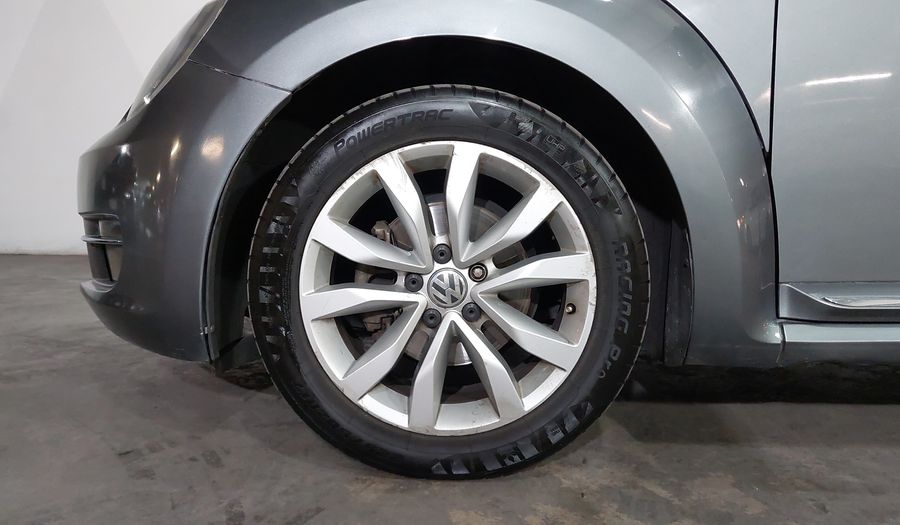 Volkswagen Beetle 2.5 SPORT TIPTRONIC Hatchback 2014