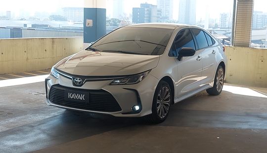 Toyota • Corolla