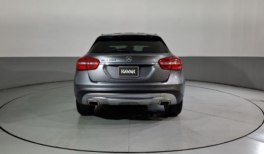 Mercedes Benz Clase Gla 1.6 GLA 200 CGI SPORT Suv 2014