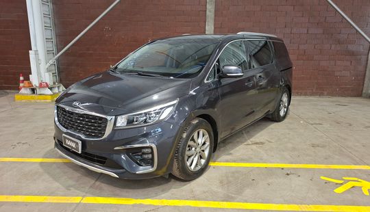 Kia • Grand Carnival