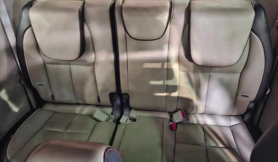 Kia Grand Carnival 3.3 GSL EX LIMITED AUTO 7P Minivan 2019
