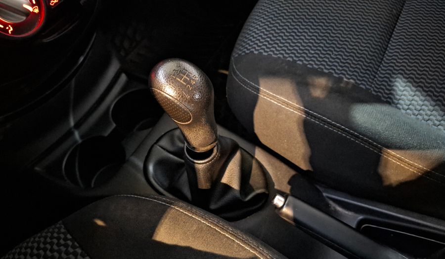 Nissan Note 1.6 SENSE Hatchback 2015