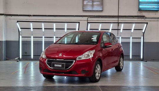 Peugeot • 208