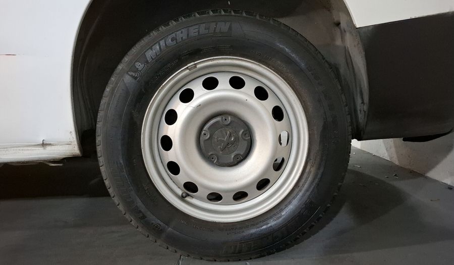Peugeot Partner 1.6 HDI MAXI PACK Van 2022