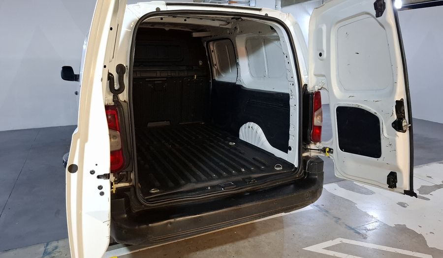 Peugeot Partner 1.6 HDI MAXI PACK Van 2022