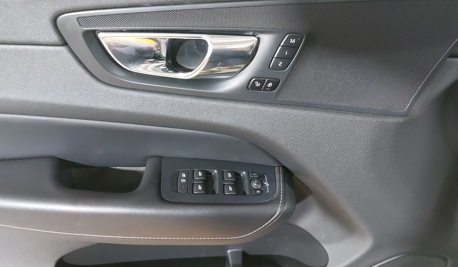 Volvo Xc60 2.0 T6 INSCRIPTION AUTO 4WD Suv 2020