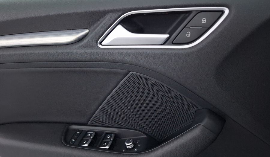 Audi A3 1.8 TFSI ATTRACTION PLUS S TRONIC Sedan 2015