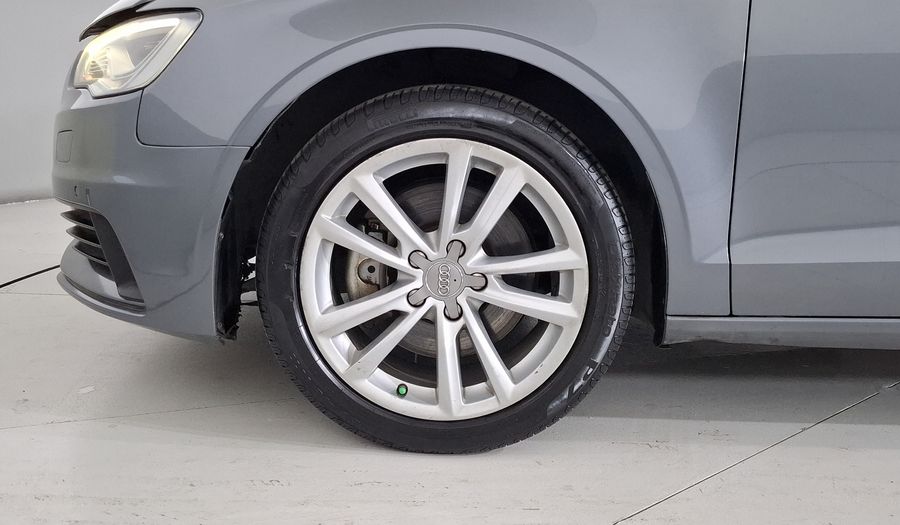Audi A3 1.8 TFSI ATTRACTION PLUS S TRONIC Sedan 2015