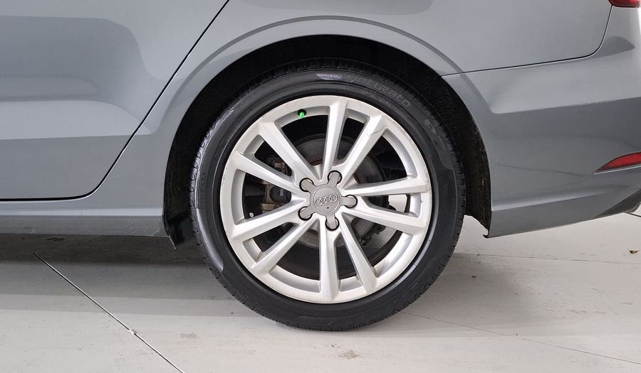 Audi A3 1.8 TFSI ATTRACTION PLUS S TRONIC Sedan 2015