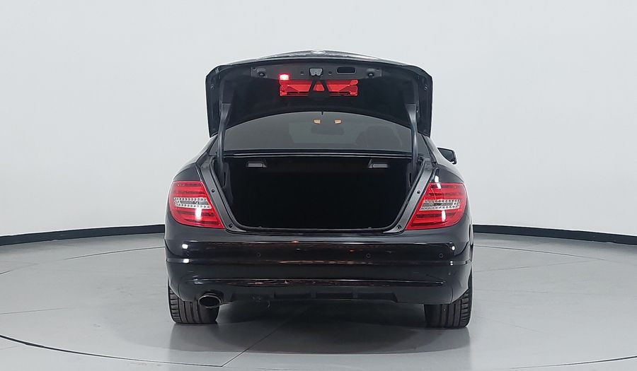 Mercedes Benz Clase C 1.8 250 CGI BLUE EFFICIENCY AT Coupe 2012