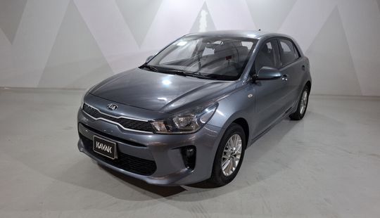 2018 • 73,759 km • Manual