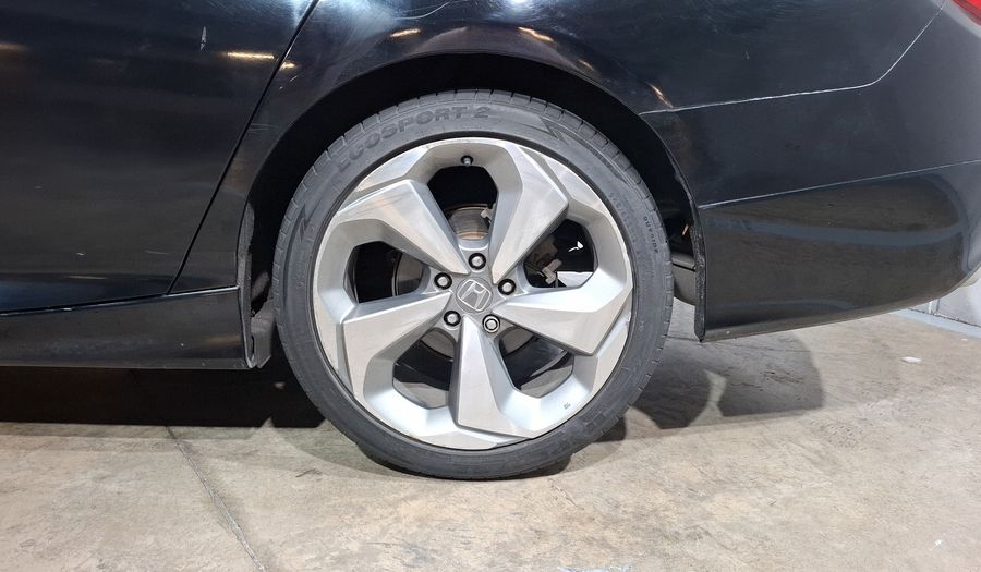 Honda Accord 2.0 TOURING AUTO Sedan 2018
