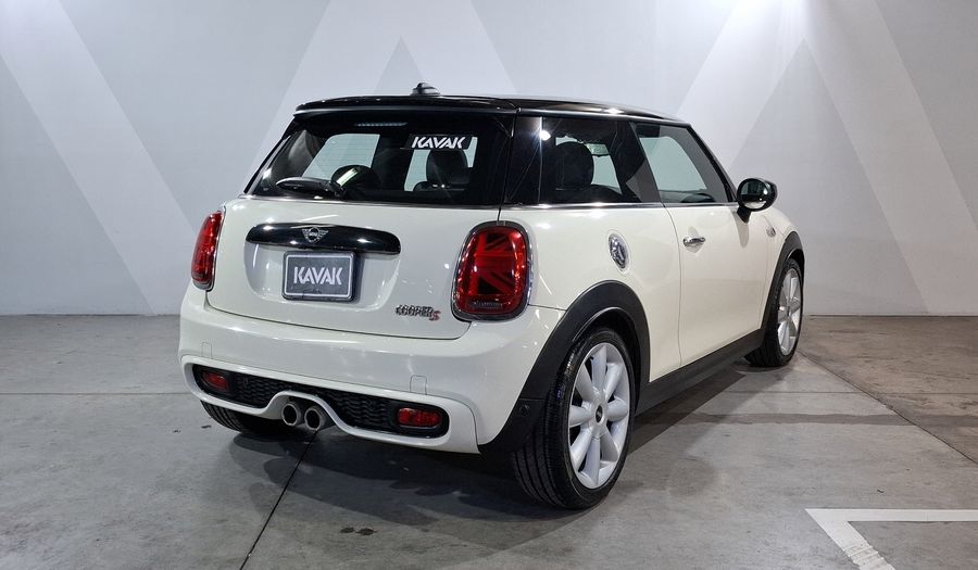 Mini Cooper S 2.0 COOPER HOT CHILI DCT Hatchback 2021