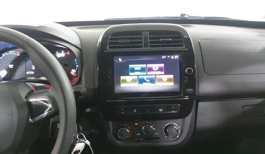 Renault Kwid 1.0 ICONIC Hatchback 2024