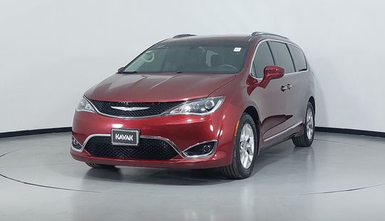 Chrysler • Pacifica