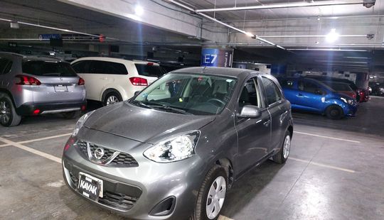 Nissan • March