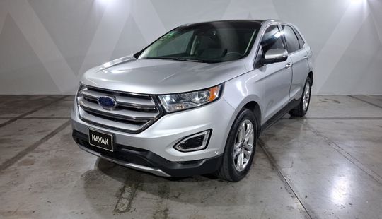 Ford • Edge