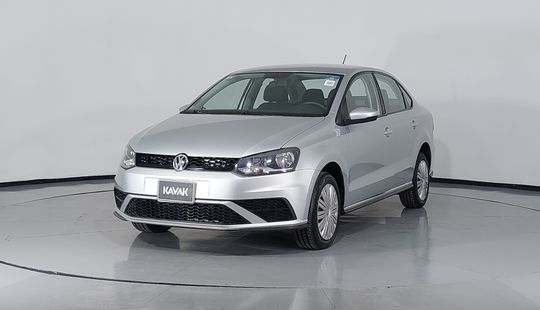 Volkswagen • Vento