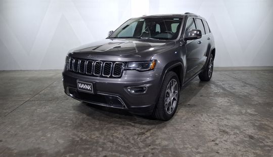 Jeep • Grand Cherokee