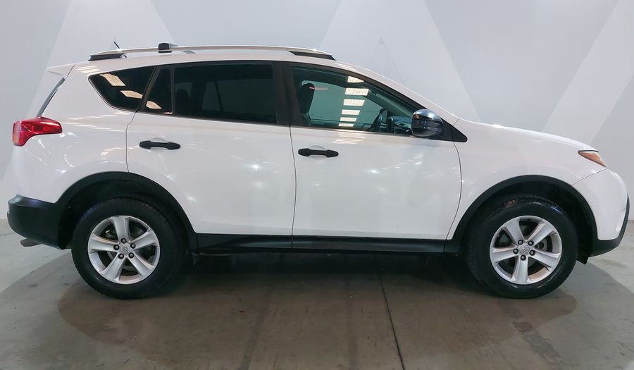 Toyota Rav4 2.5 LE AT Suv 2013