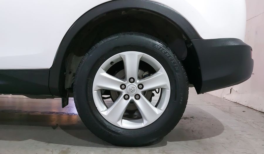Toyota Rav4 2.5 LE AT Suv 2013