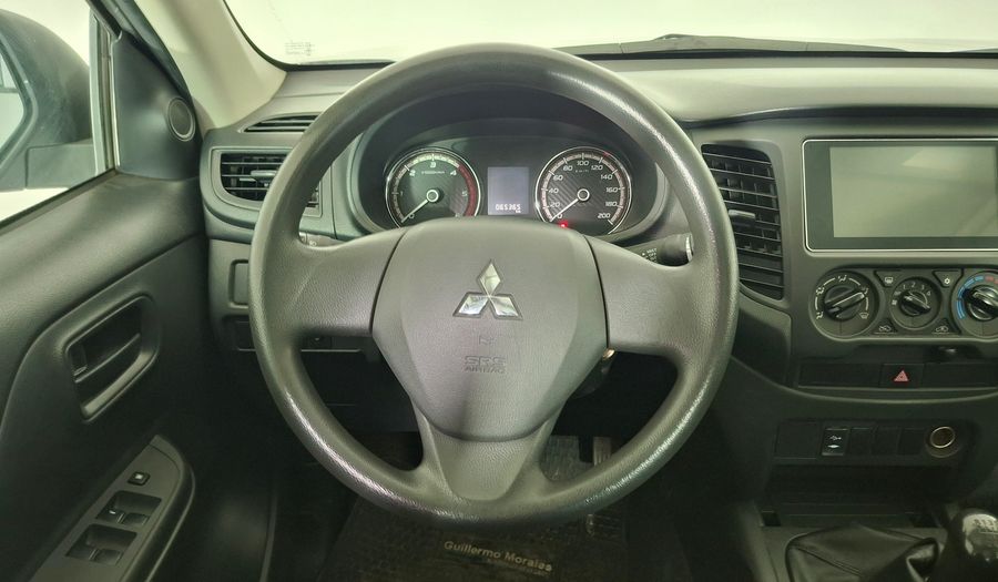 Mitsubishi L200 2.4 TD WORK DC CR Pickup 2021