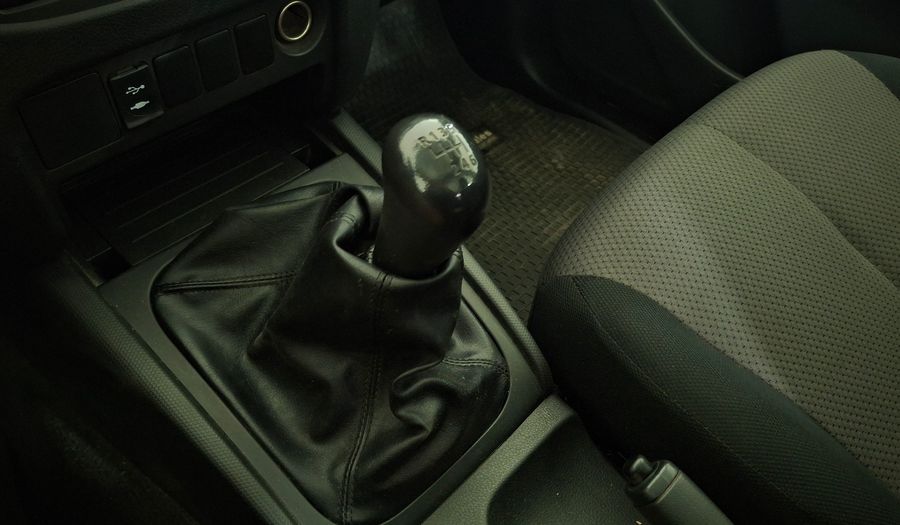 Mitsubishi L200 2.4 TD WORK DC CR Pickup 2021