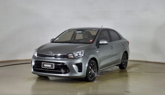 Kia • Soluto