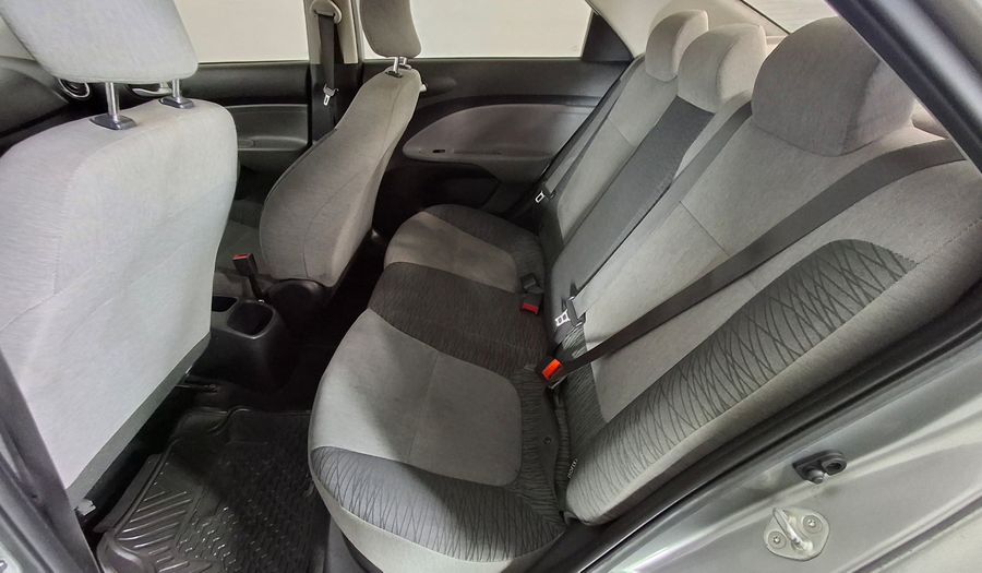 Kia Soluto 1.4 LX Sedan 2021