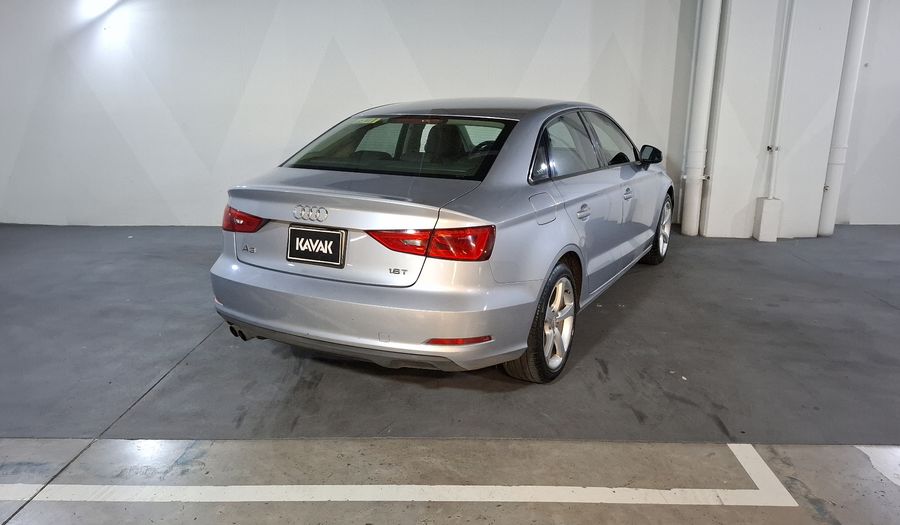 Audi A3 1.8 TFSI AMBIENTE S TRONIC Sedan 2016