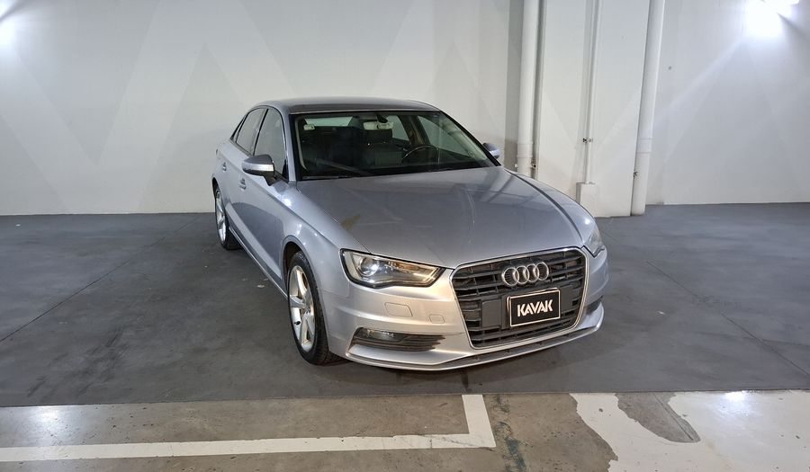 Audi A3 1.8 TFSI AMBIENTE S TRONIC Sedan 2016