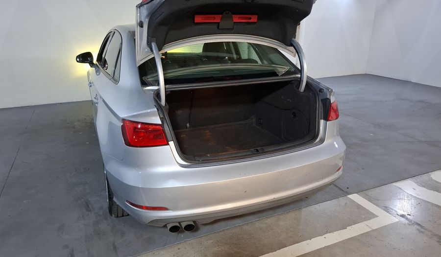 Audi A3 1.8 TFSI AMBIENTE S TRONIC Sedan 2016