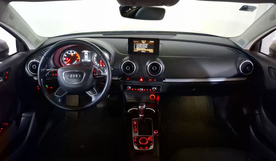 Audi A3 1.8 TFSI AMBIENTE S TRONIC Sedan 2016