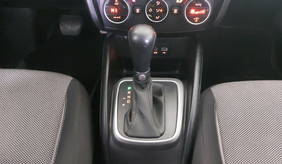 Dodge Neon 1.6 SXT AT Sedan 2017