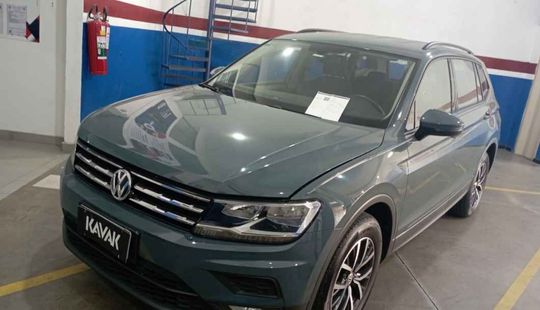 Volkswagen • Tiguan