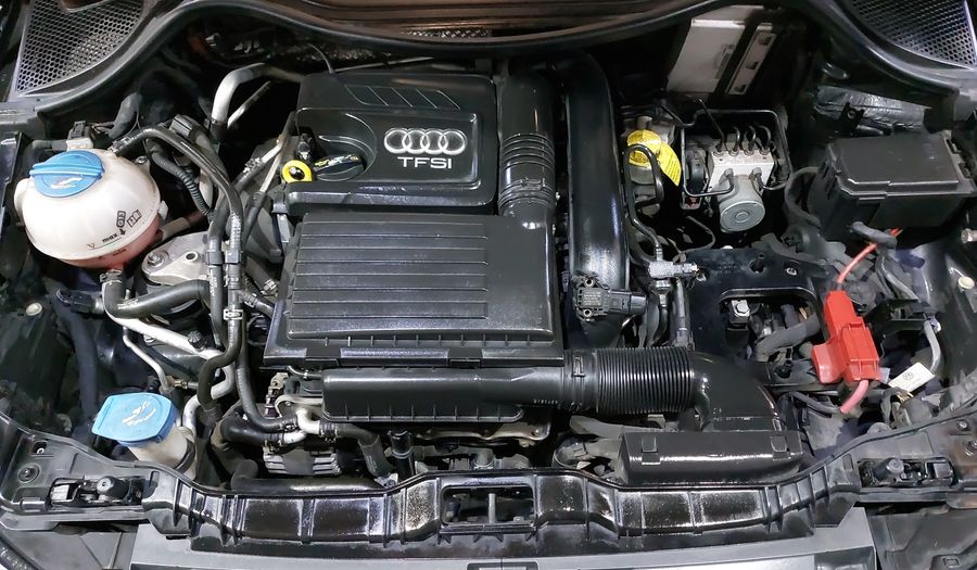 Audi A1 1.4 TFSI COOL MT Hatchback 2016