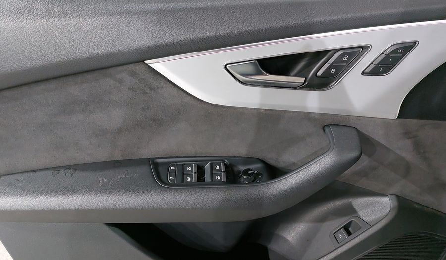 Audi Q8 3.0 MHEV 55 TFSI S LINE AUTO 4WD Suv 2019