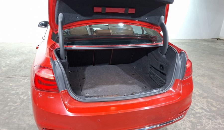 Bmw Serie 3 2.0 330E A LUXURY LINE AUTO Sedan 2017