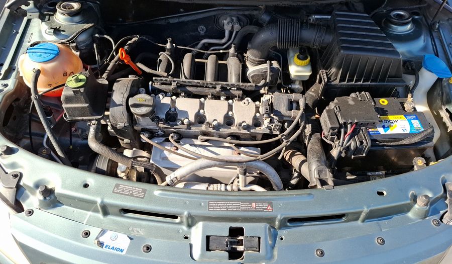 Volkswagen Gol Trend 1.6 PACK I PLUS Hatchback 2012