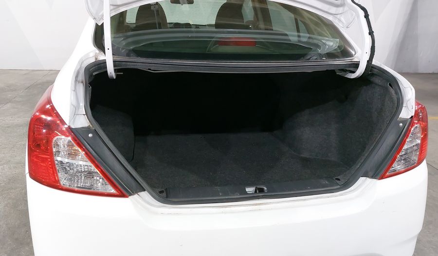 Nissan V-drive 1.6 V-DRIVE A/C Sedan 2022