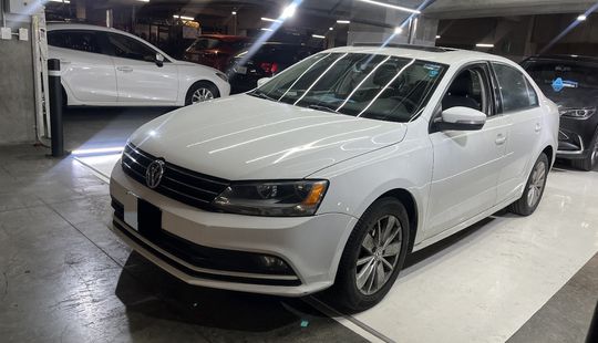 Volkswagen • Jetta