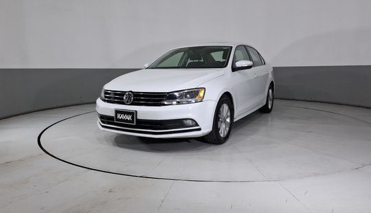 Volkswagen • Jetta