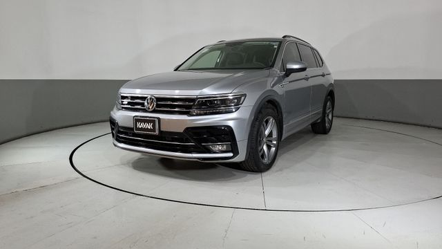 Volkswagen • Tiguan
