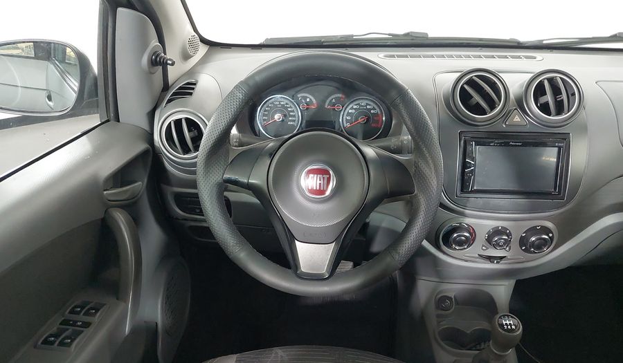 Fiat Palio MPI ATTRACTIVE Hatchback 2015